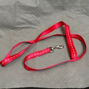 Dog Leash Red with Reflective Stitching NWOT